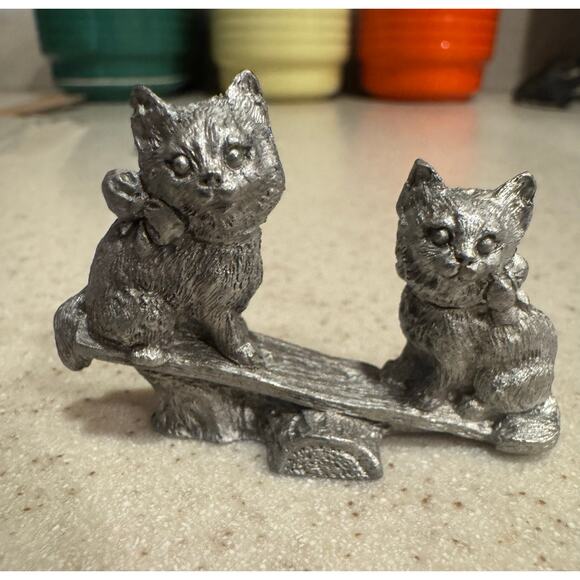 Spoontiques Pewter Mini Figurine Two Cats with Bows on Seesaw Over Log 78 - Picture 1 of 6